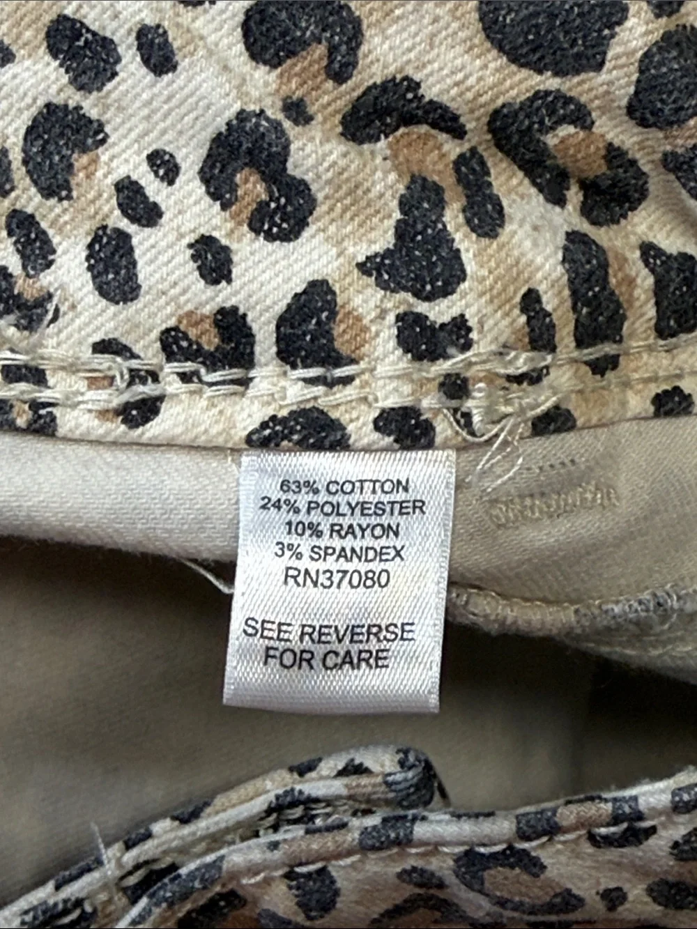 Leopard Print Capris - Picture 5 of 5
